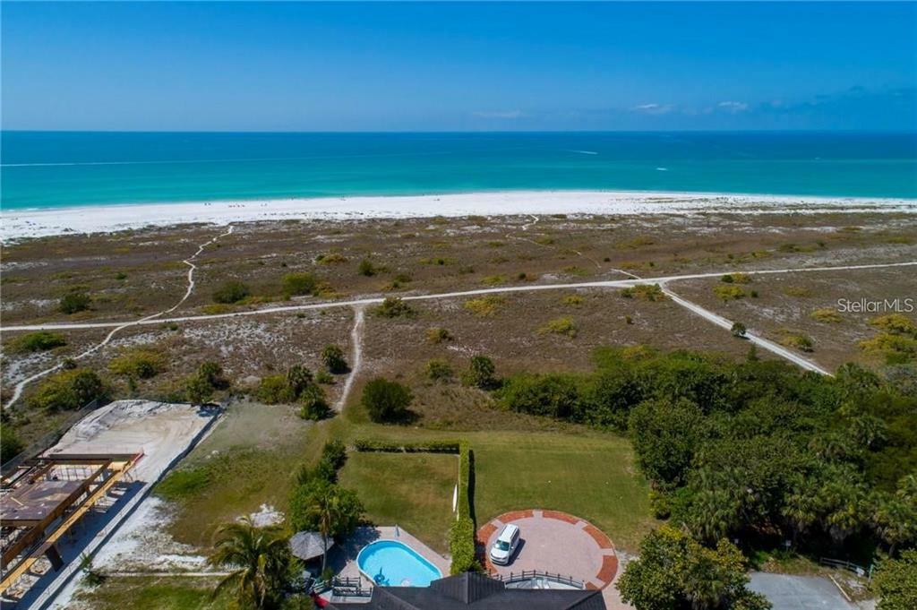 Property Photo: 162 Emerson Drive FL 34236