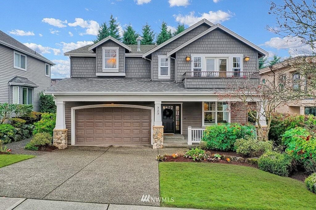 Property Photo:  325 6th Avenue S  WA 98033 