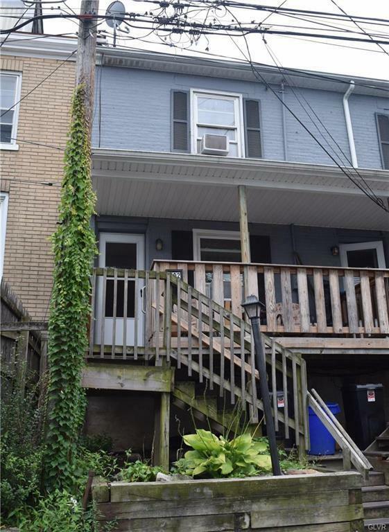 Property Photo:  704 Pine Street  PA 18042 