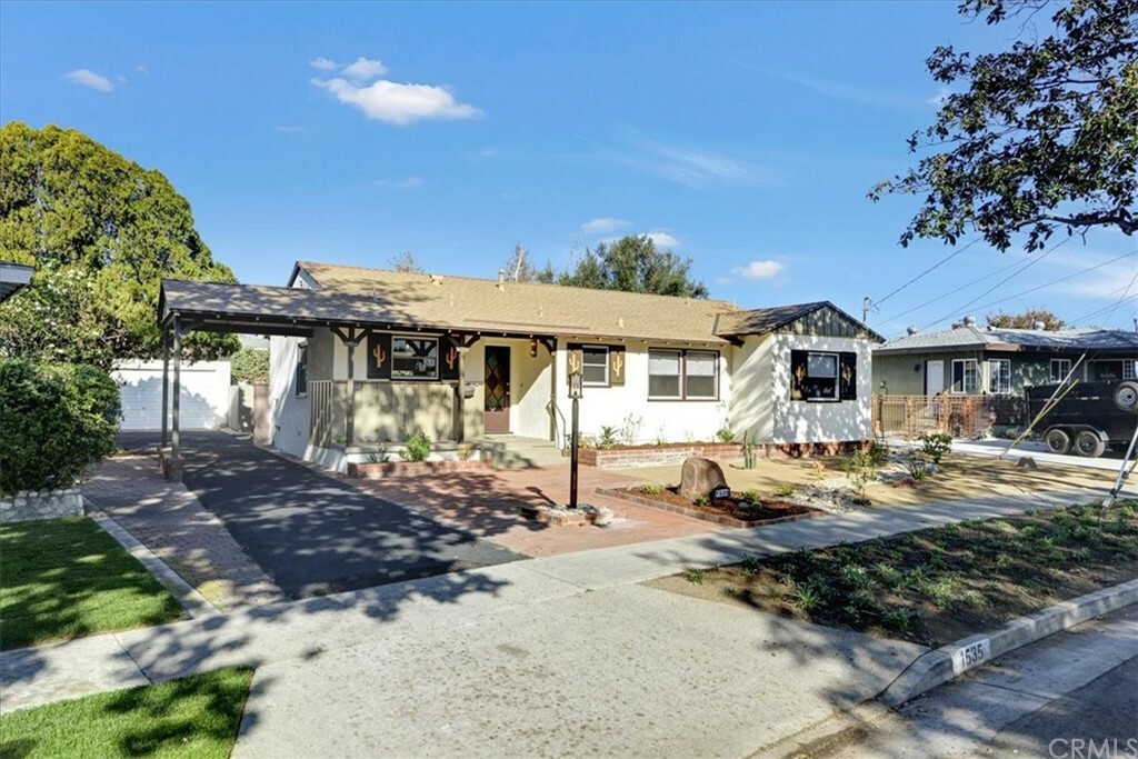 Property Photo:  1535 Riviera Drive  CA 92706 