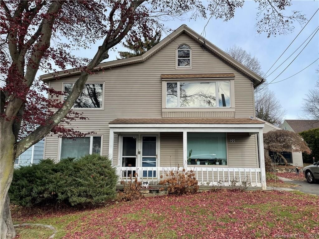 Property Photo:  22 Davenport Avenue 2  CT 06880