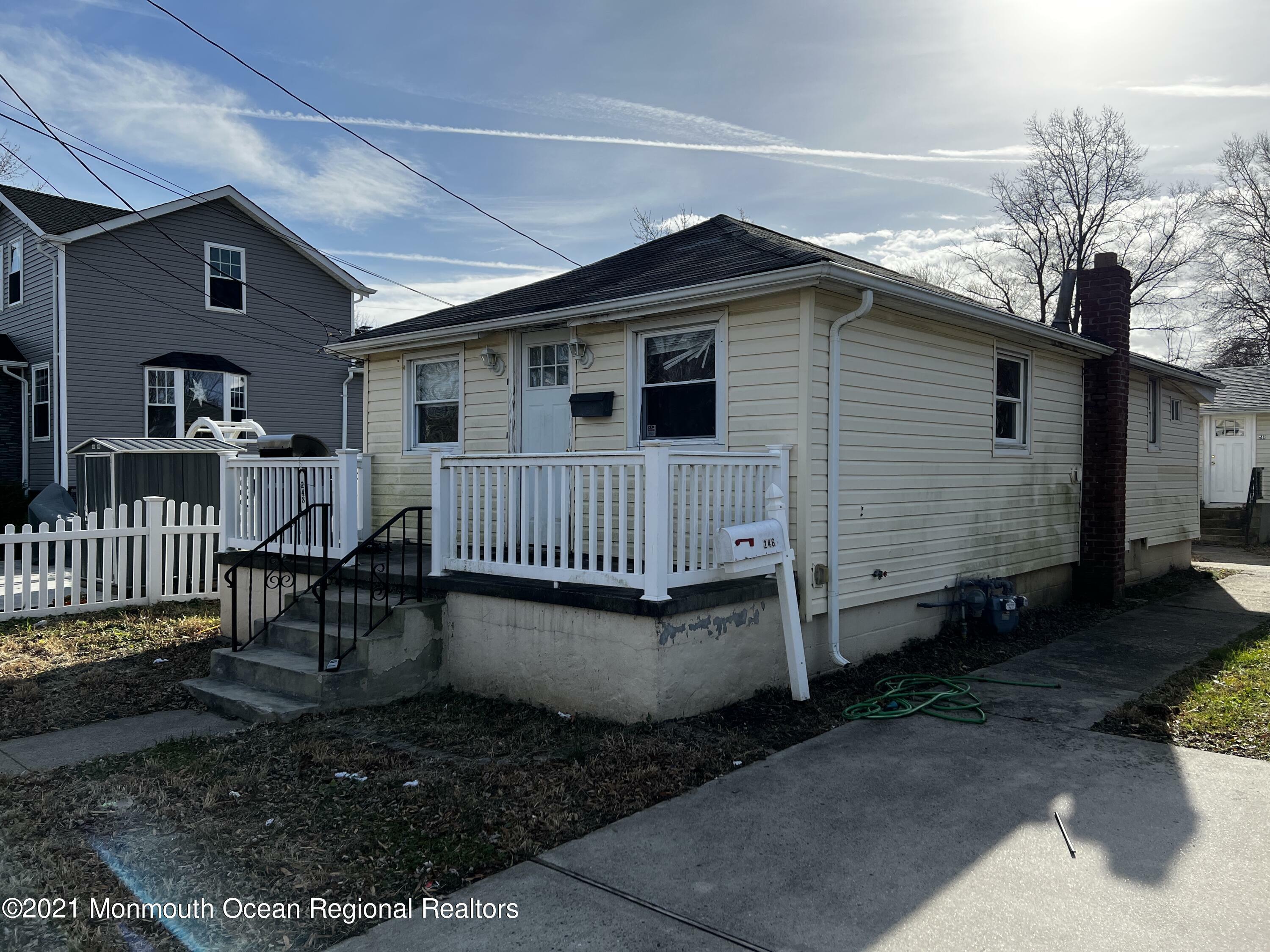 Property Photo:  246-248 Seabreeze Avenue  NJ 07748 