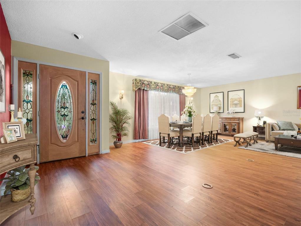 Property Photo:  833 Woodgate Trail  FL 32750 