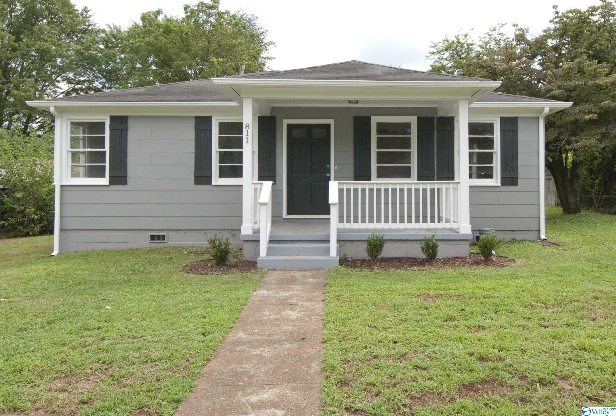 Property Photo:  811 Crestline Road  AL 35816 