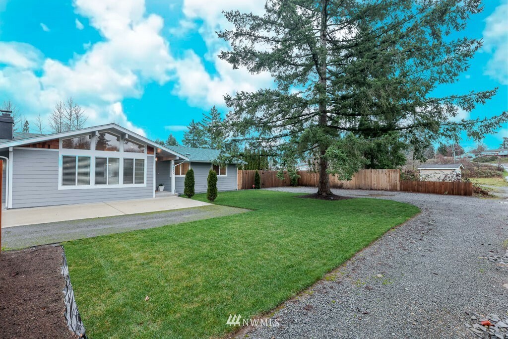 Property Photo:  5660 Auburn Way S  WA 98092 