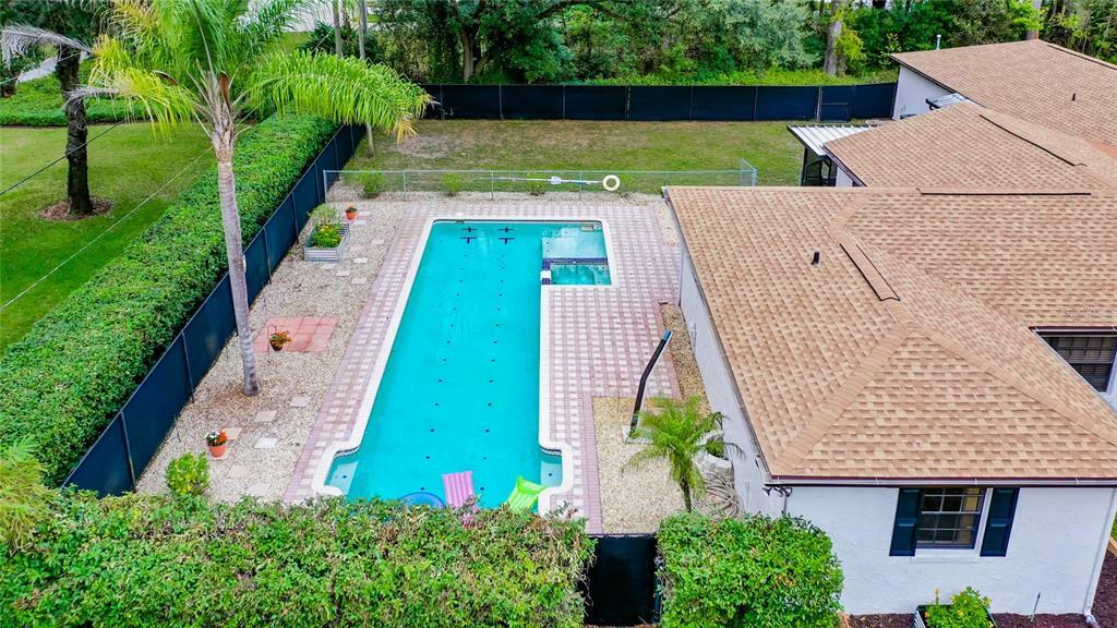 Property Photo: 1406 Whitaker Road FL 33549