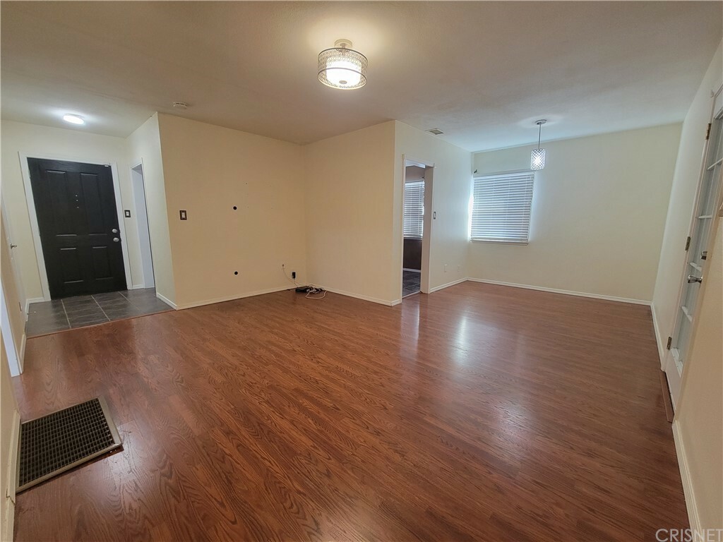 Property Photo:  761 E 21st Street  CA 92404 