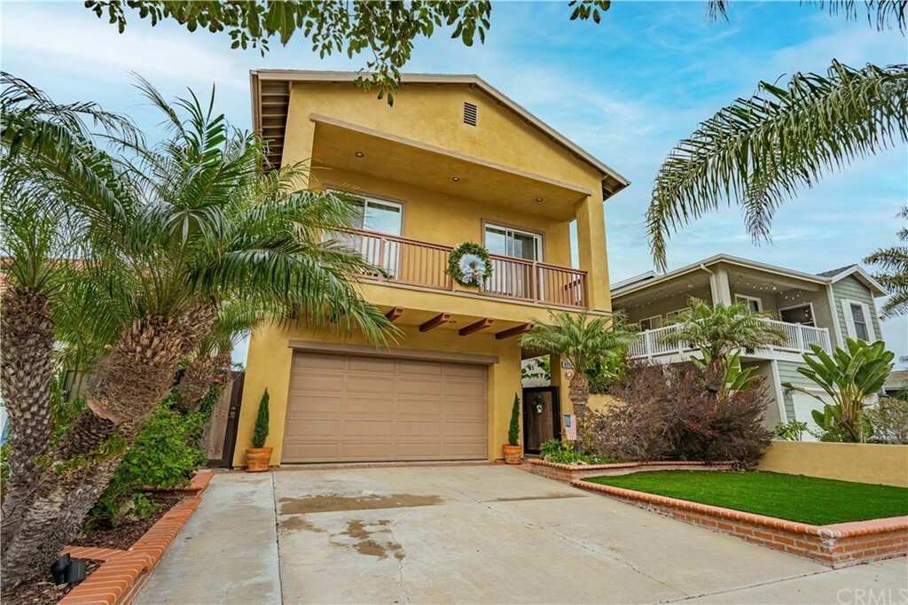 8371 Lomond Drive  Huntington Beach CA 92646 photo