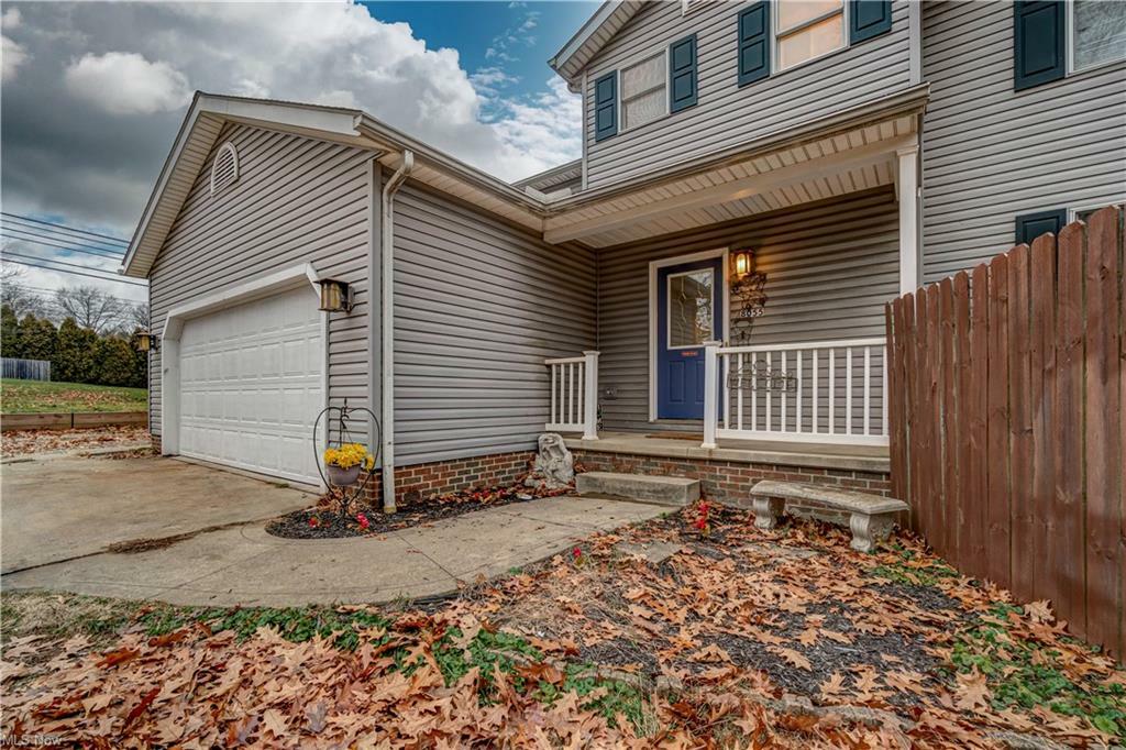 Property Photo:  8055 Parkford Street NW  OH 44646 
