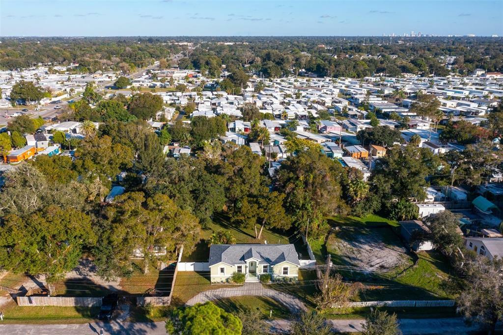 Property Photo: 4525 77th Way N FL 33709
