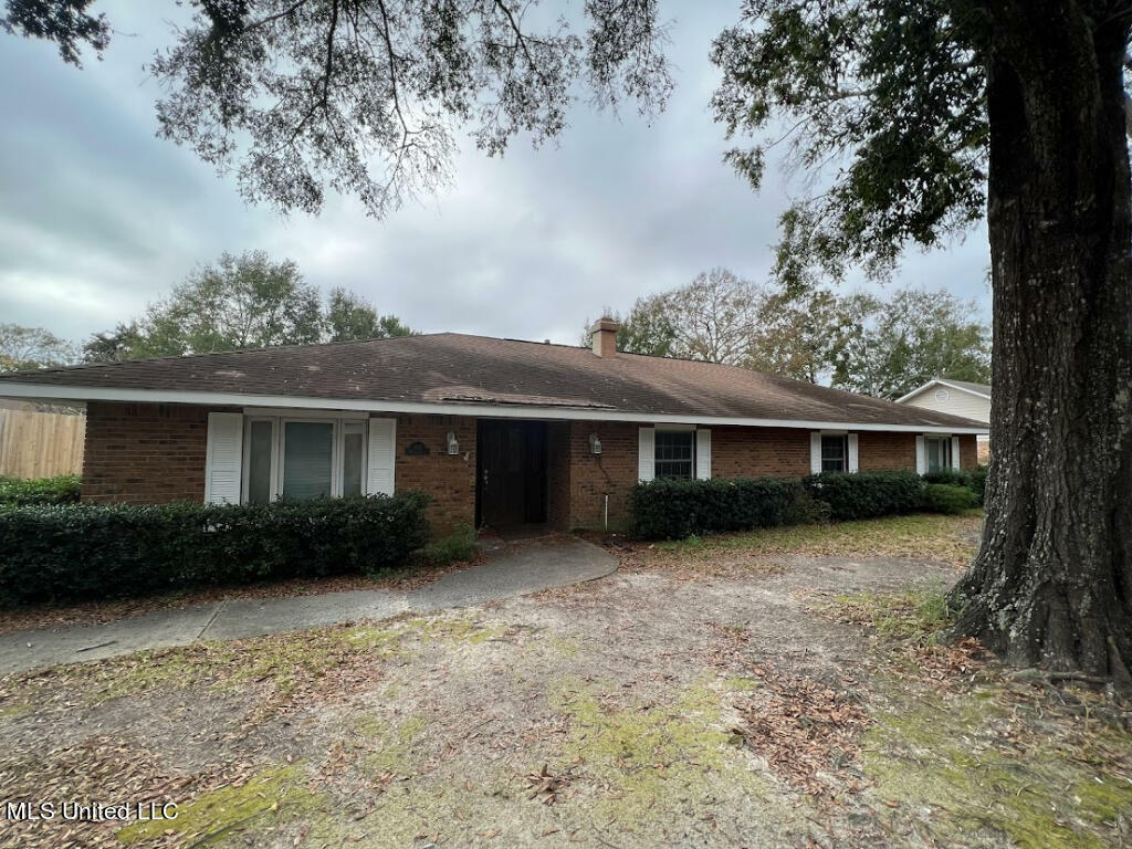 Property Photo:  433 Melissa Drive  MS 39531 