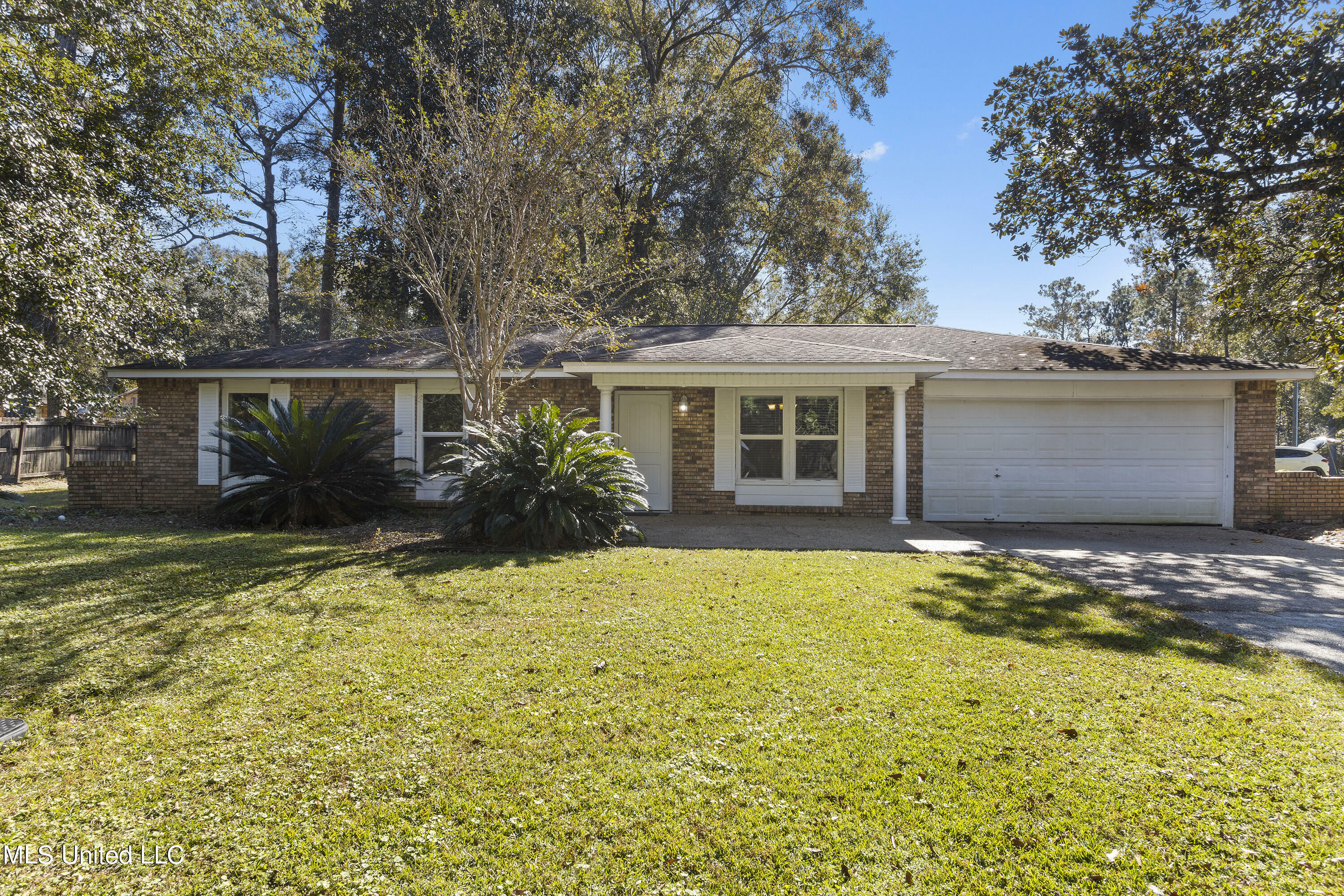 1613 Silvercliffe Drive  Gautier MS 39553 photo