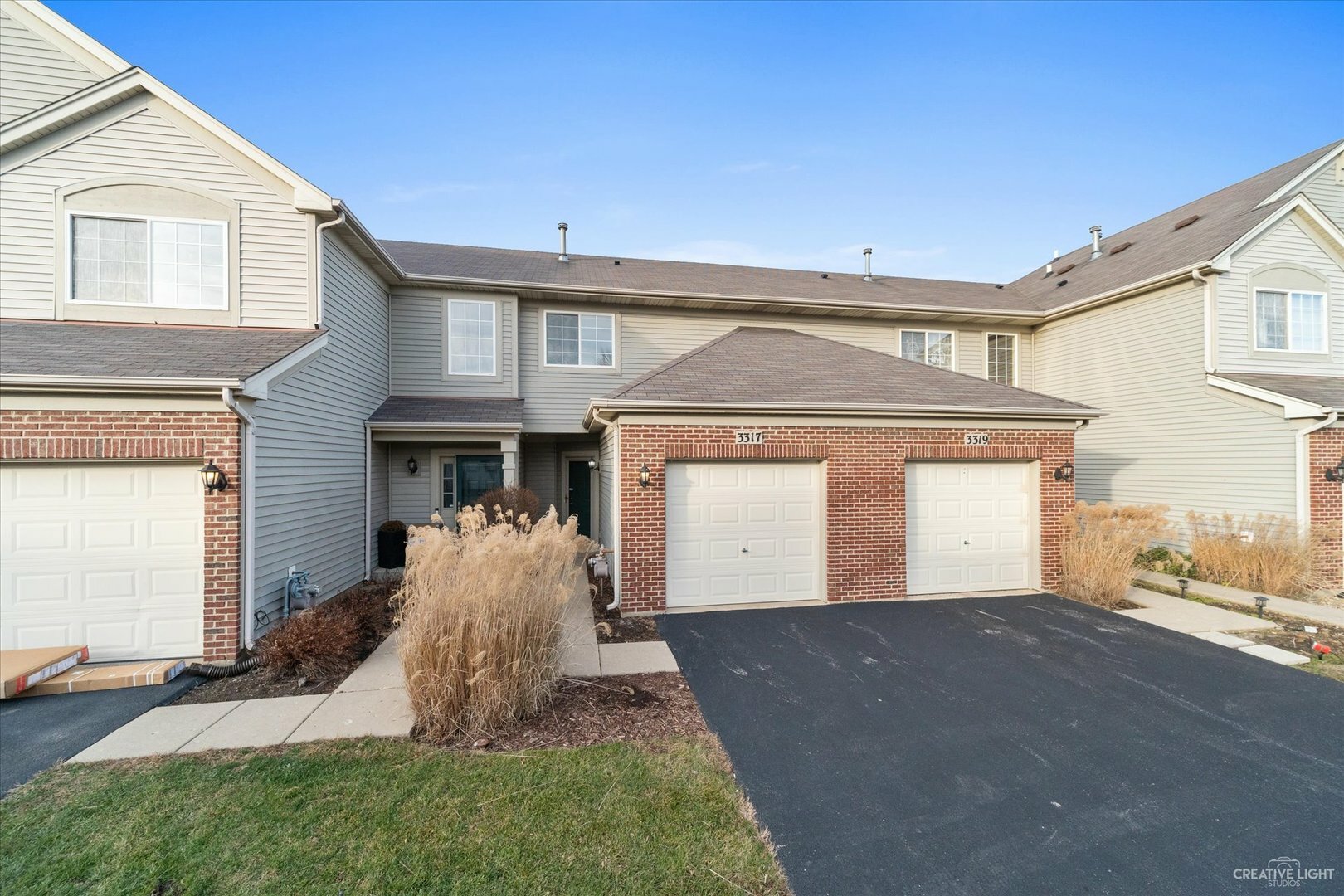 Property Photo:  3317 Blue Ridge Drive  IL 60110 