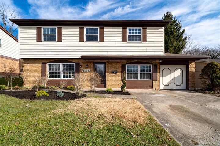 5033 Victoria Avenue  Middletown OH 45044 photo