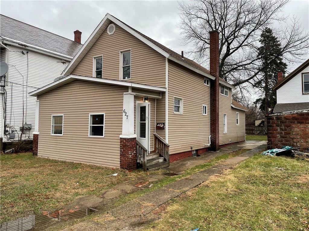 Property Photo:  627 Reed Street  PA 16504 