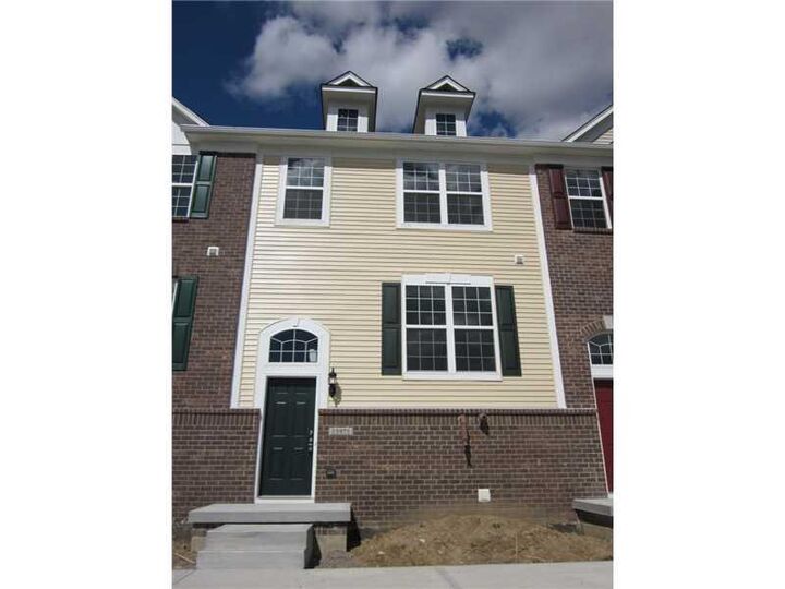 13975 Wimbleton Way  Fishers IN 46037 photo