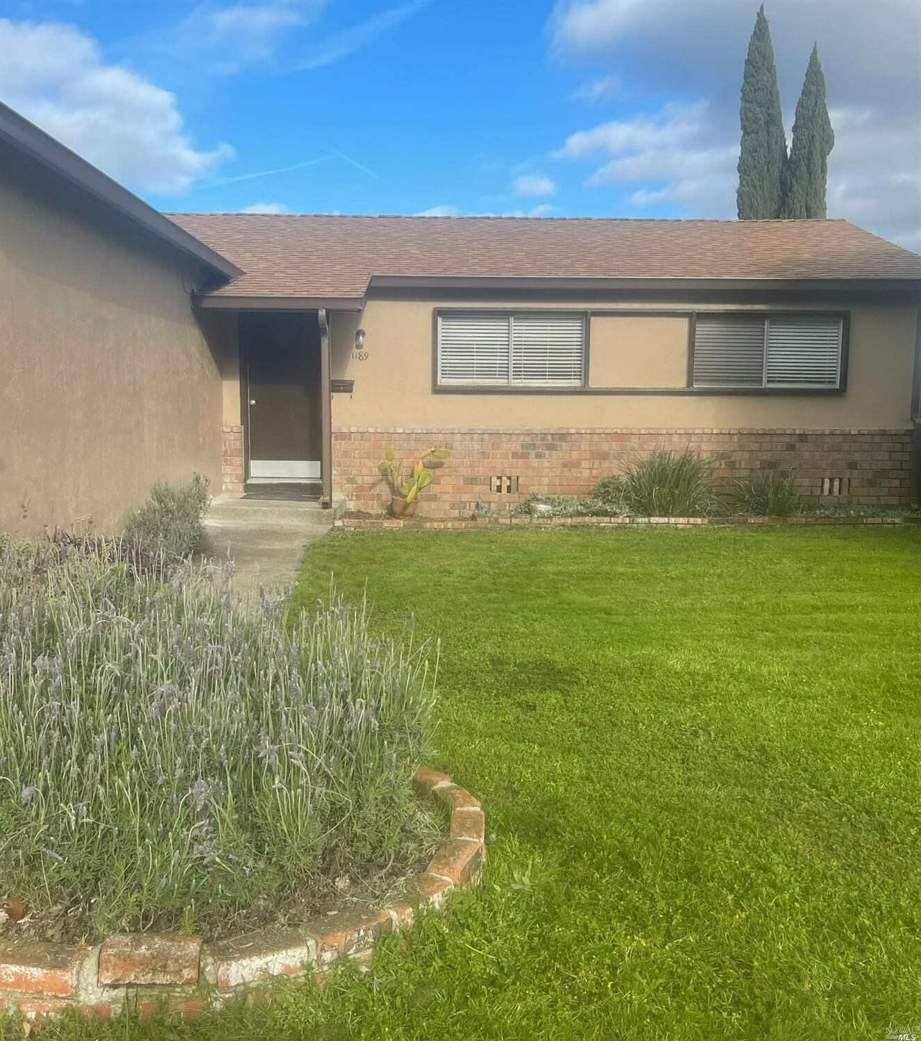 Property Photo:  1189 California Street  CA 95687 
