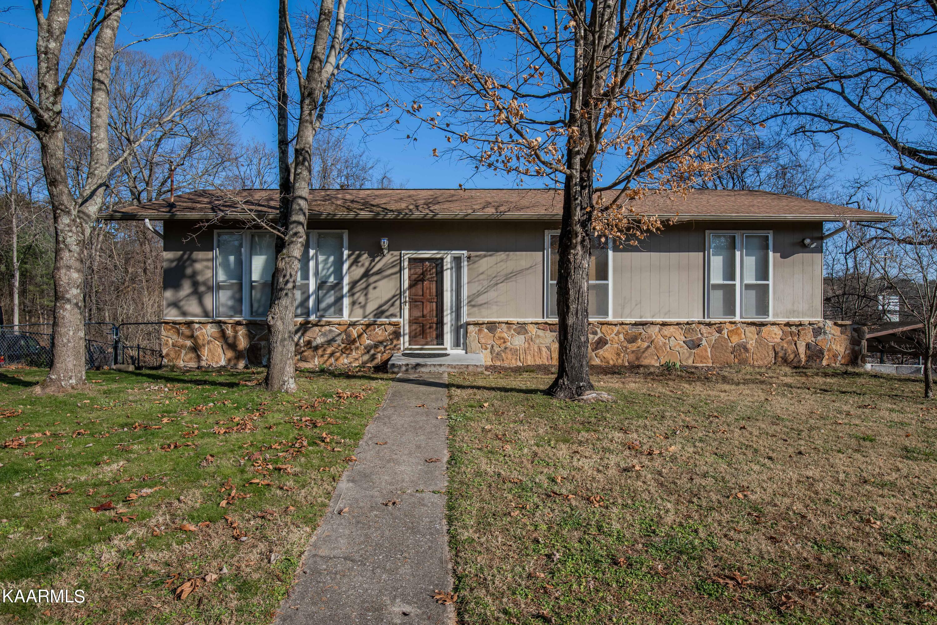 Property Photo:  1200 Wallingford Rd  TN 37923 