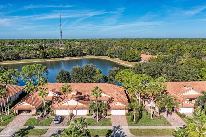 Property Photo:  2033 Lynx Run  FL 34288 