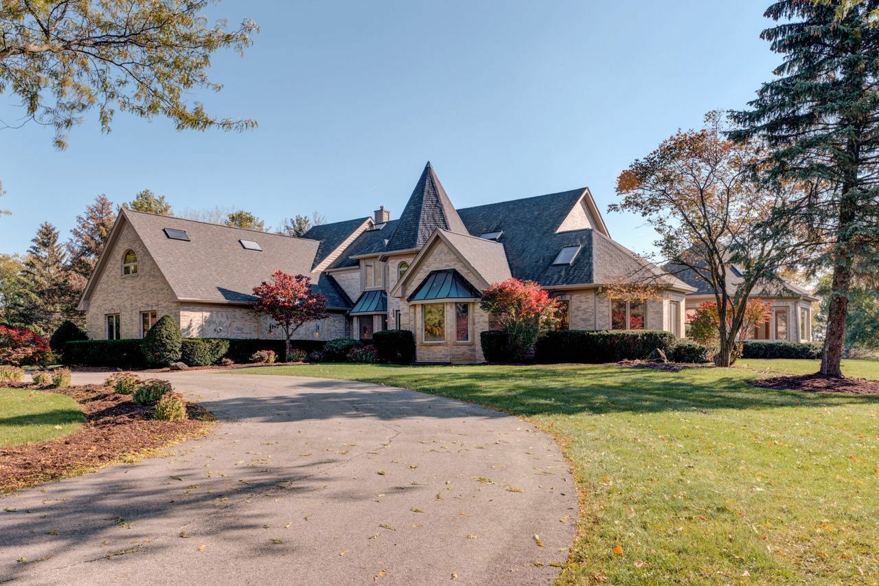 44 Pentwater Drive  South Barrington IL 60010 photo