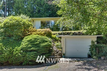 Property Photo:  15259 Densmore Avenue N  WA 98133 