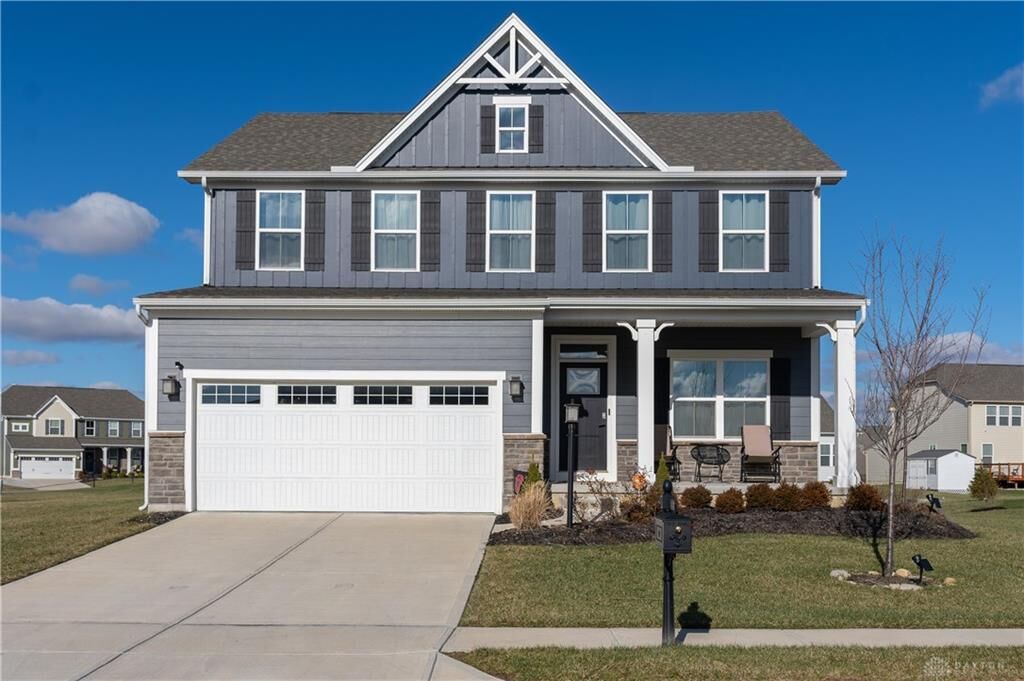 Property Photo: 3267 Heatherstone Drive OH 45373