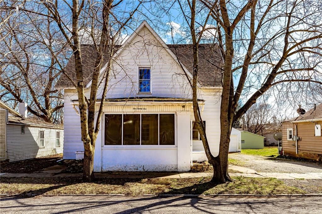 Property Photo: 121 E Wadsworth Street OH 45320