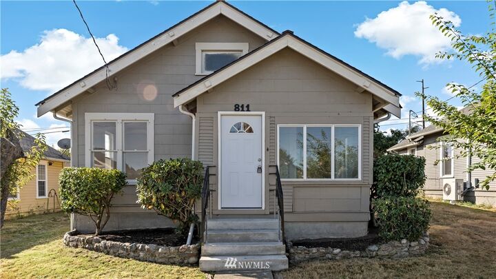 811 26th Street  Anacortes WA 98221 photo