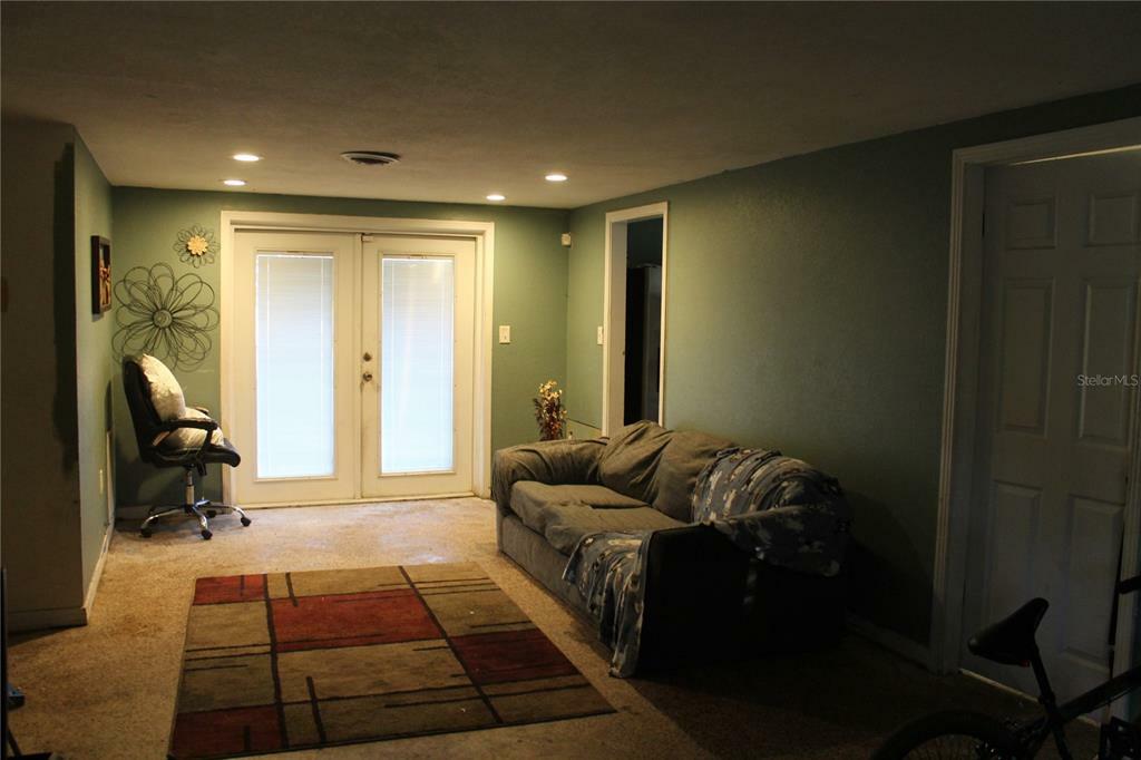 Property Photo:  2207 N Hastings Street  FL 32808 