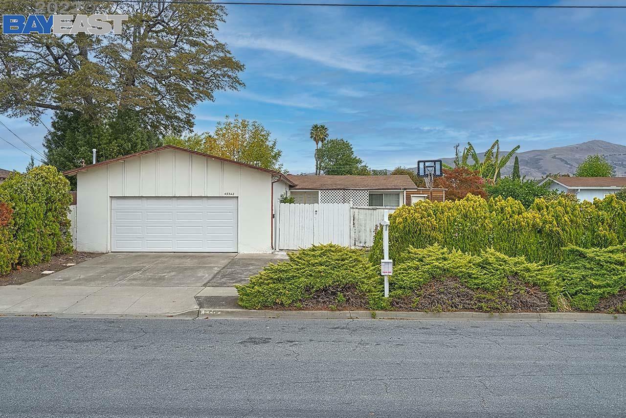 Property Photo:  43342 Sweetwood St  CA 94538 