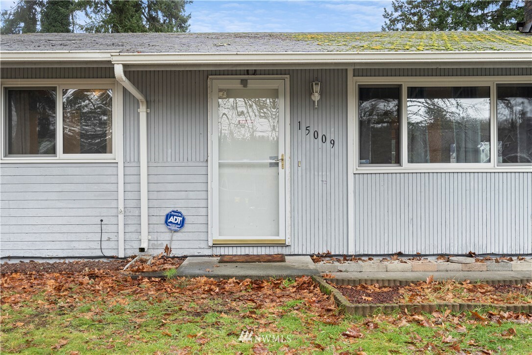 Property Photo:  15009 10th Avenue E  WA 98445 