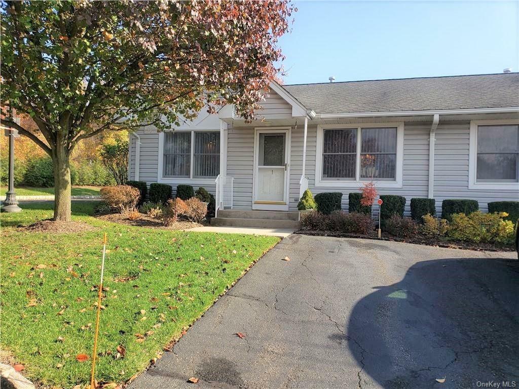 Property Photo:  1 Windsor Circle  NY 10956 