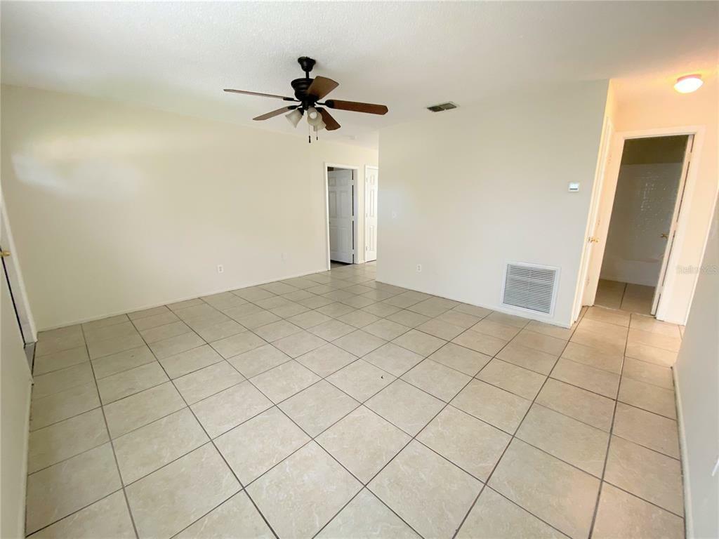 Property Photo:  619 14th Street E  FL 34221 