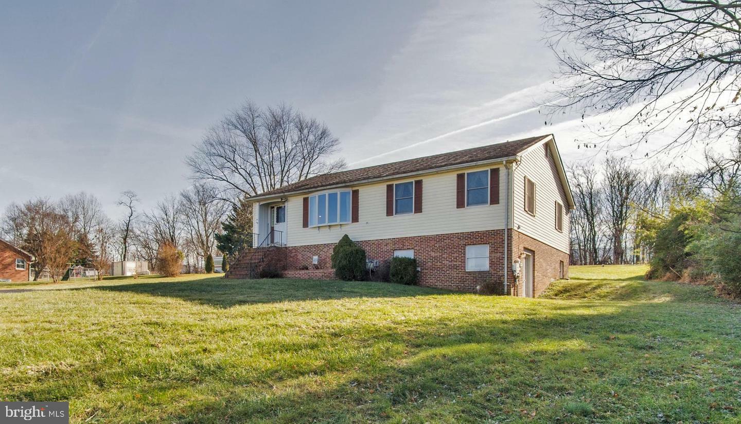 Property Photo:  22425 Cave Hill Road  MD 21783 