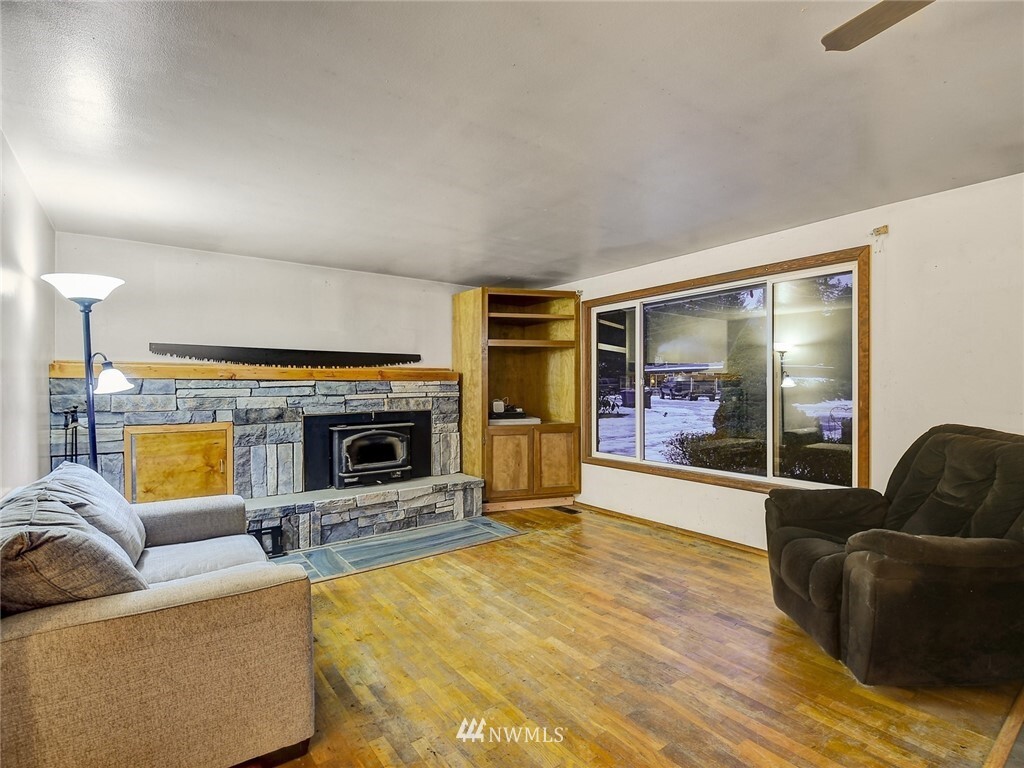Property Photo: 4334 326th Place SE WA 98024
