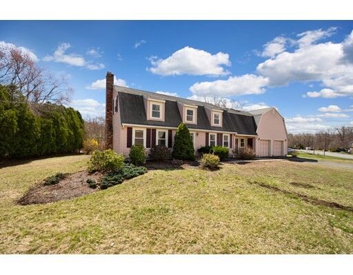 Property Photo:  58 Revere Rd  MA 01801 