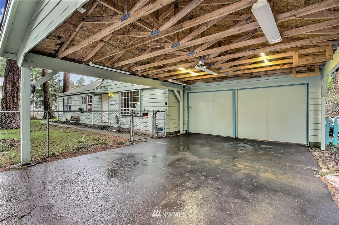 Property Photo:  12408 Glenwood Avenue SW  WA 98499 