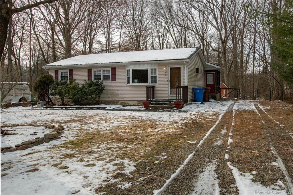 Property Photo:  6 Crestwood Place  CT 06484 