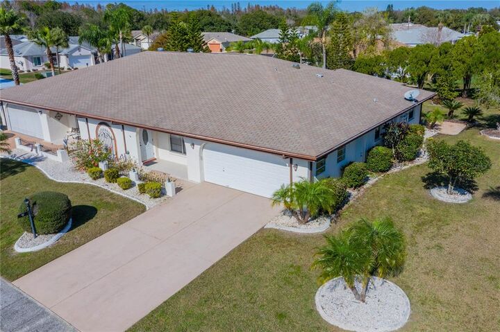 Property Photo:  2125 Meadowlark Lane  FL 33573 