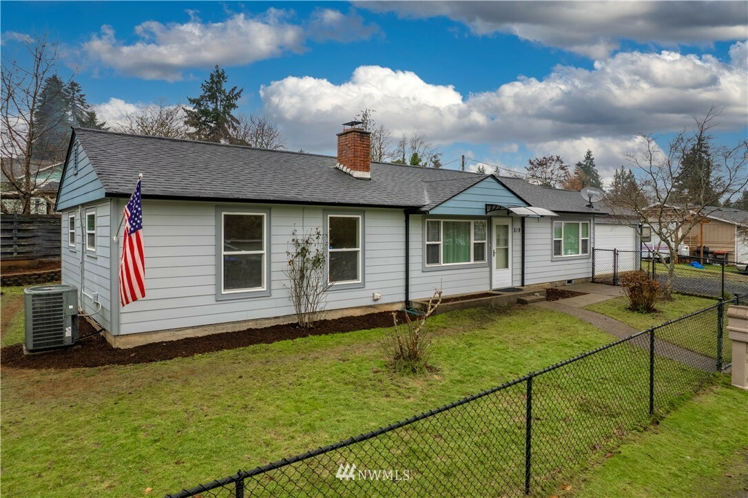 Property Photo: 519 S 11th Street WA 98584
