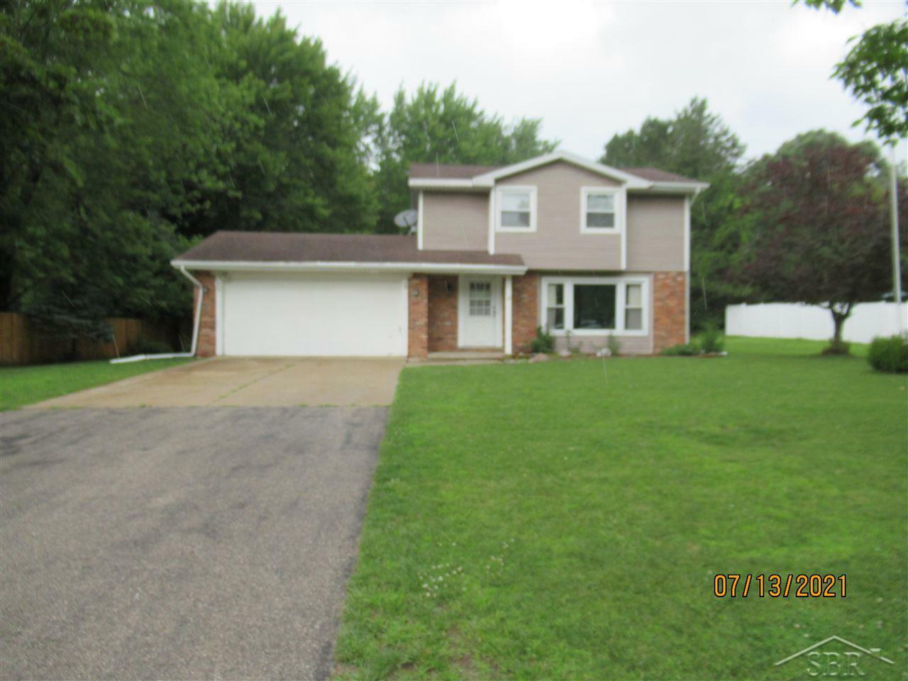 Property Photo:  8152 Area Dr  MI 48609 