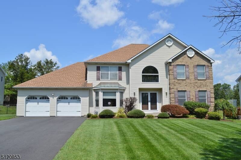 Property Photo: 3 Raquel Ct NJ 07936