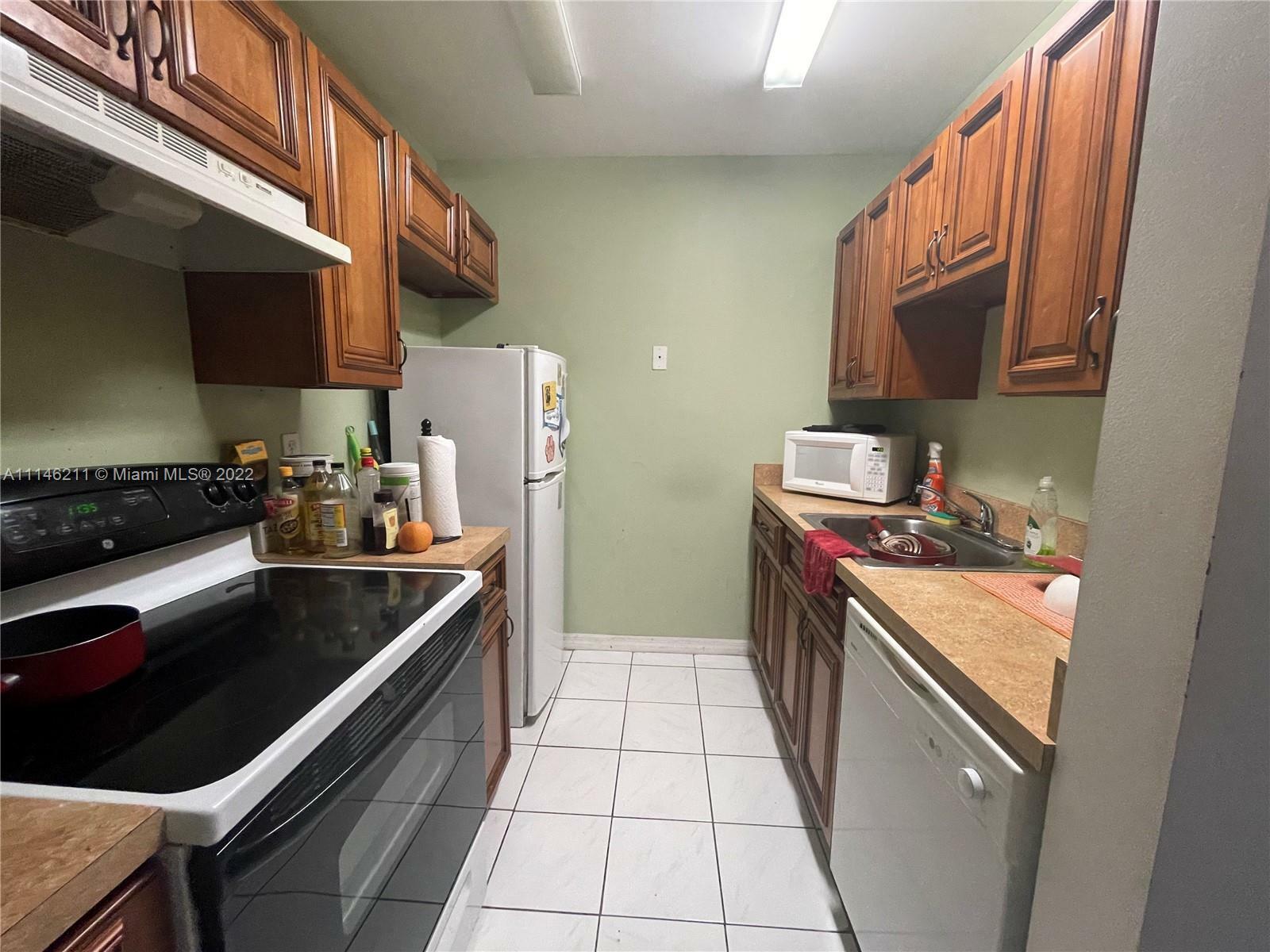 2930 NW 55th Ave 1D  Lauderhill FL 33313 photo