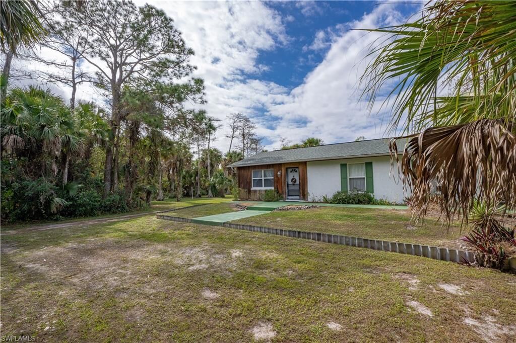 Property Photo:  261 17 St SW  FL 34117 