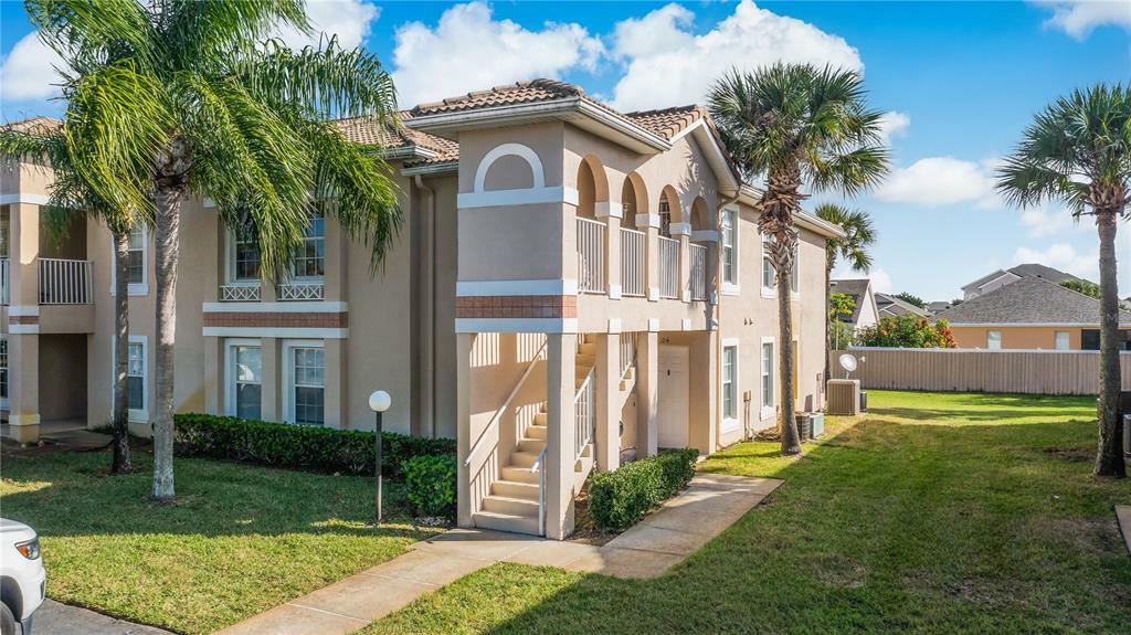 Property Photo:  13427 Fairway Glen Drive 204  FL 32824 