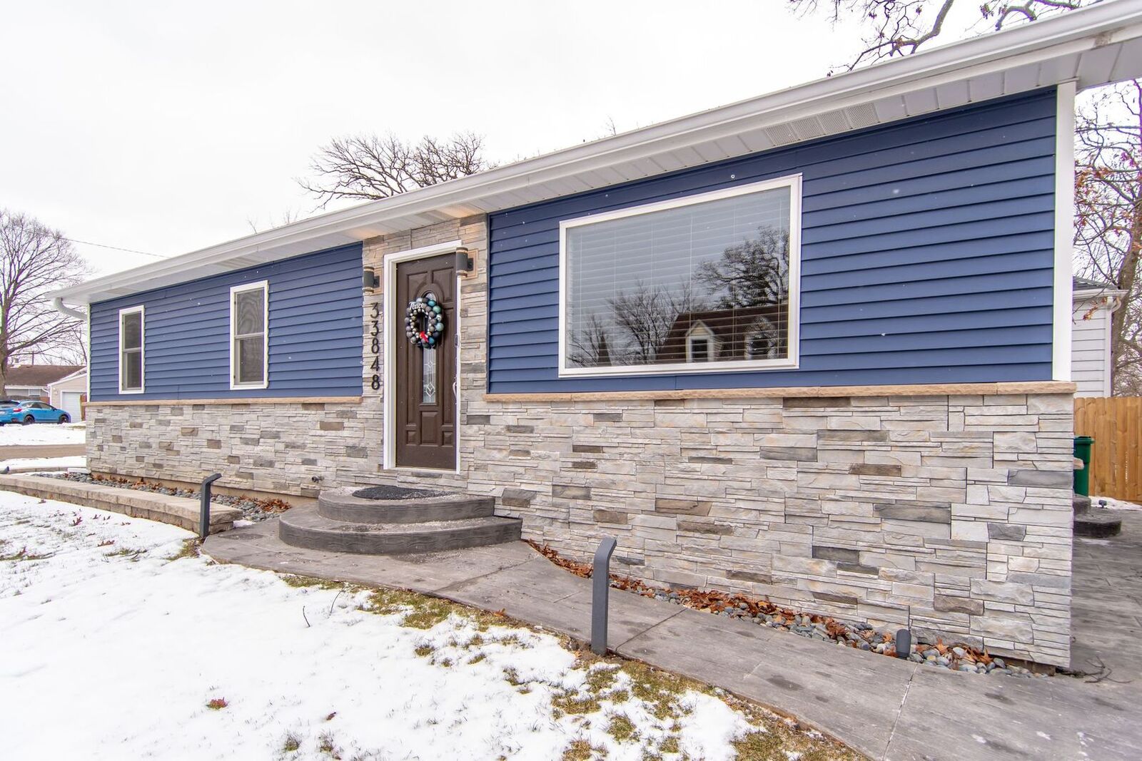 Property Photo:  33848 N Oak Street  IL 60030 