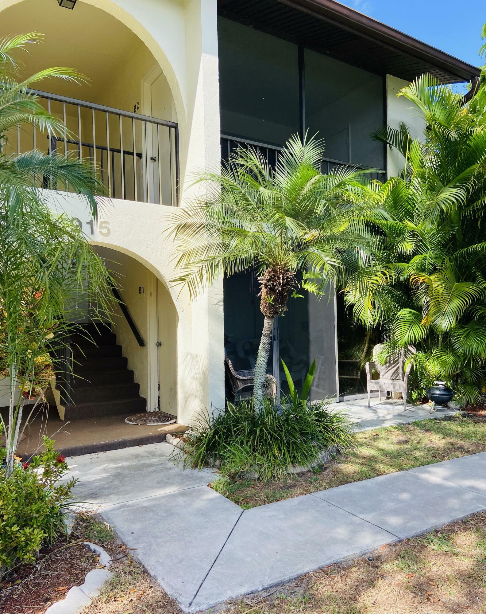 Property Photo:  4992 Sable Pine Circle B1  FL 33417 