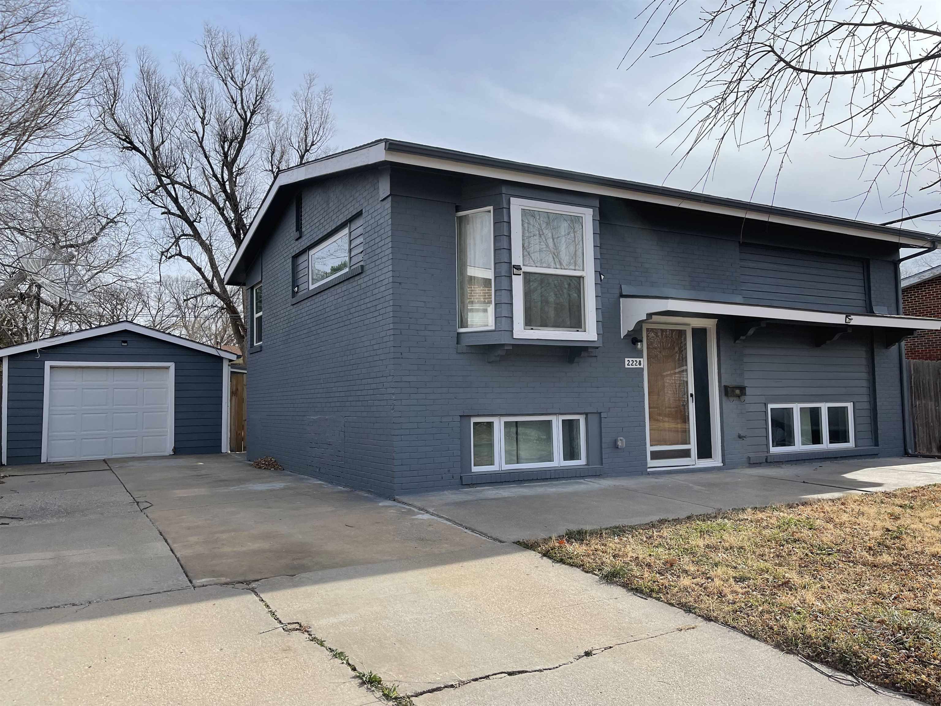Property Photo: 2228 S Everett St KS 67213