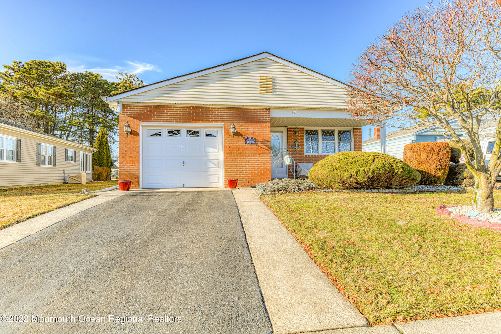 Property Photo:  48 Woodstock Drive  NJ 08757 