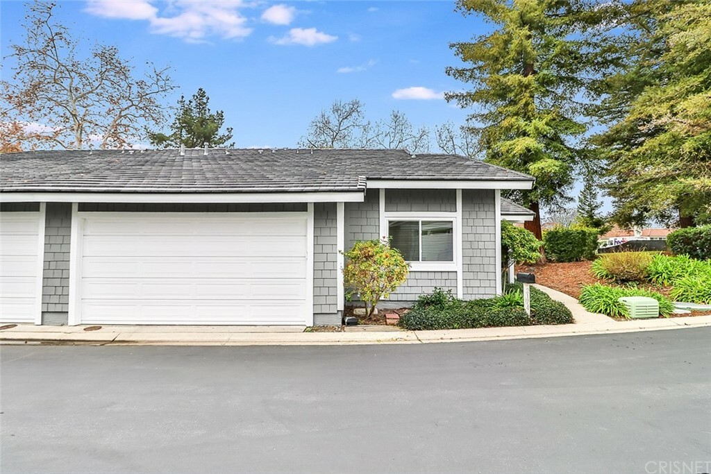 Property Photo:  2174 Westshore Lane  CA 91361 